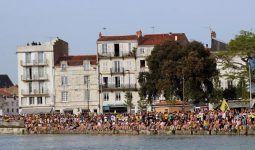 Quai du Carénage : la foule des supporteurs